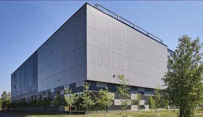 Montreal Canada WebServer Location